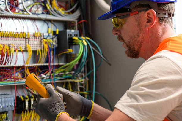 Best Emergency Electrical Repair  in Laurel Hollow, NY